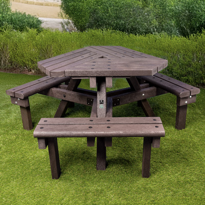 Mesa Picnic Waddington&trade; 6 asientos y acceso para sillas de ruedas